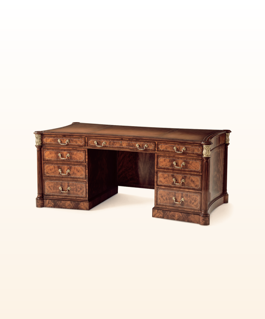 Avenil Desk